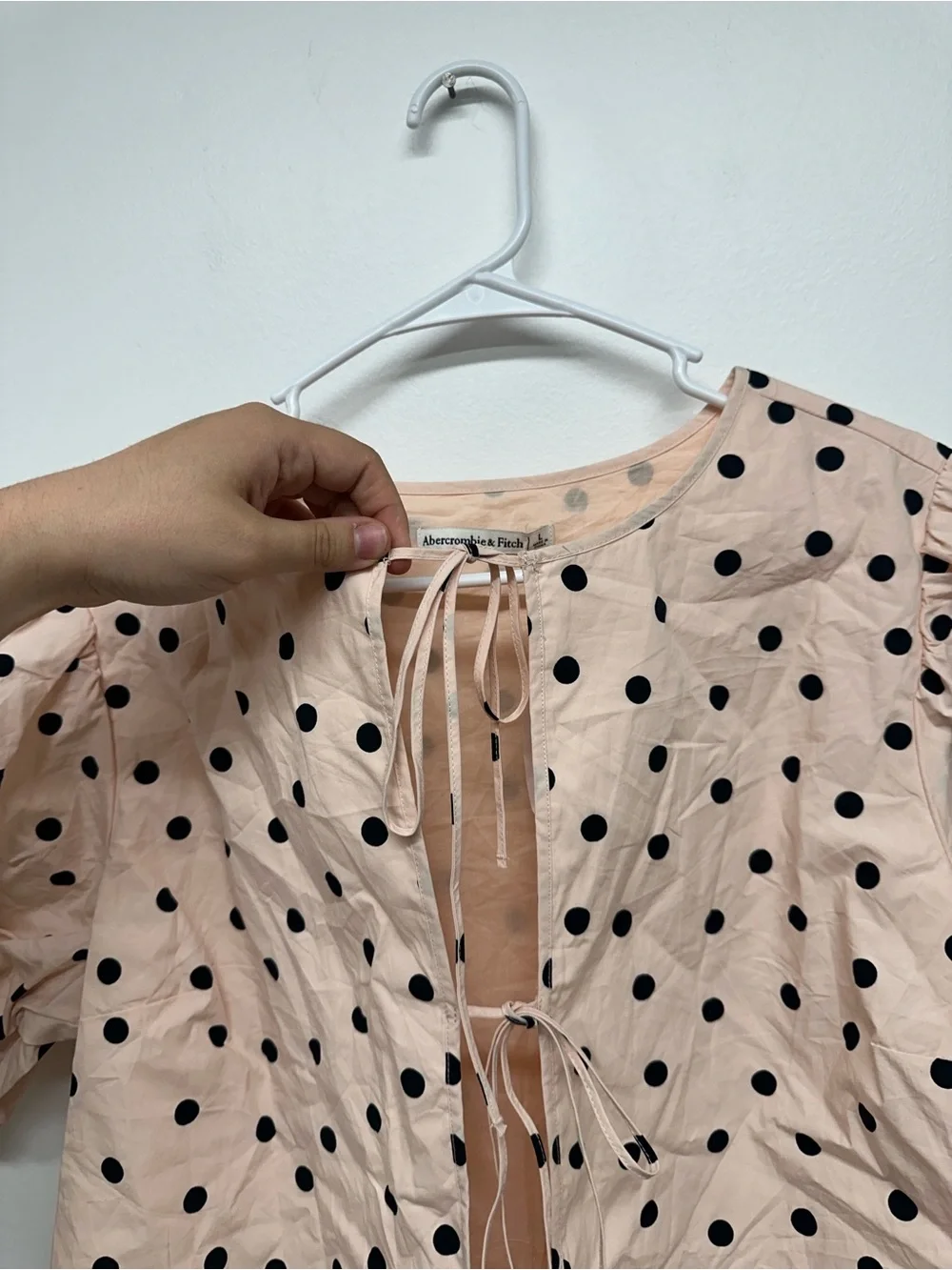 Abercrombie & Fitch Puff-Sleeve Tie-Front Polka Dot Blouse - Pink